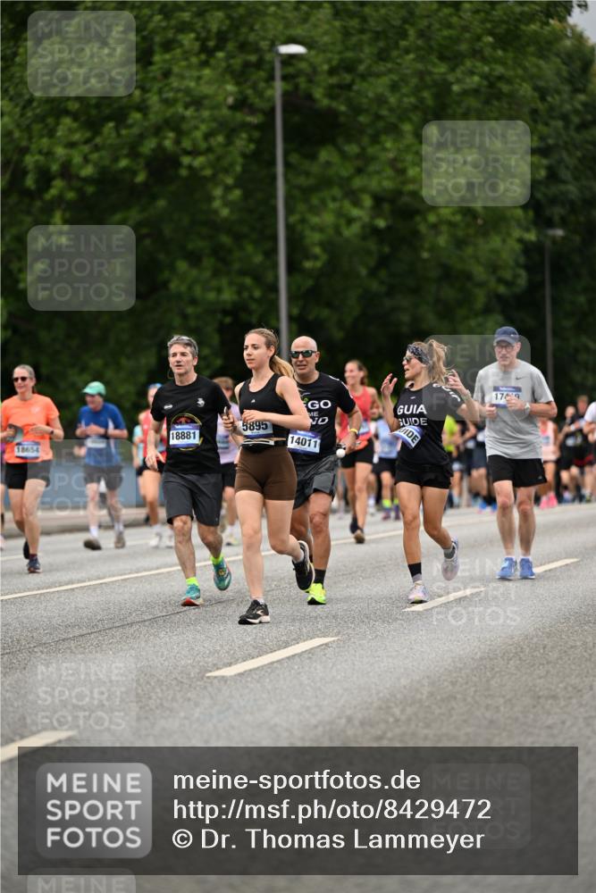 29.06.2025 - hella hamburg halbmarathon Dr. Thomas Lammeyer http://msf.ph/oto/8429472 29.06.2025 10:51:37 Kennedybrücke 1555, 1593, 1608, 2162, 2327, 2500, 2537, 2556, 2981, 3277, 3339, 3406, 3407, 3823, 4325, 4342, 5697, 5700, 5895, 6740, 6995, 7827, 7960, 8131, 8541, 8967, 9092, 9557, 9743, 10511, 10514, 10515, 10591, 11160, 11378 meine-sportfotos.de