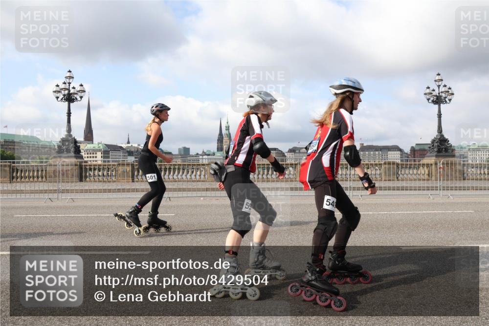 29.06.2025 - hella hamburg halbmarathon Lena Gebhardt http://msf.ph/oto/8429504 29.06.2025 08:59:43 Lombardsbrücke 501, 54 meine-sportfotos.de