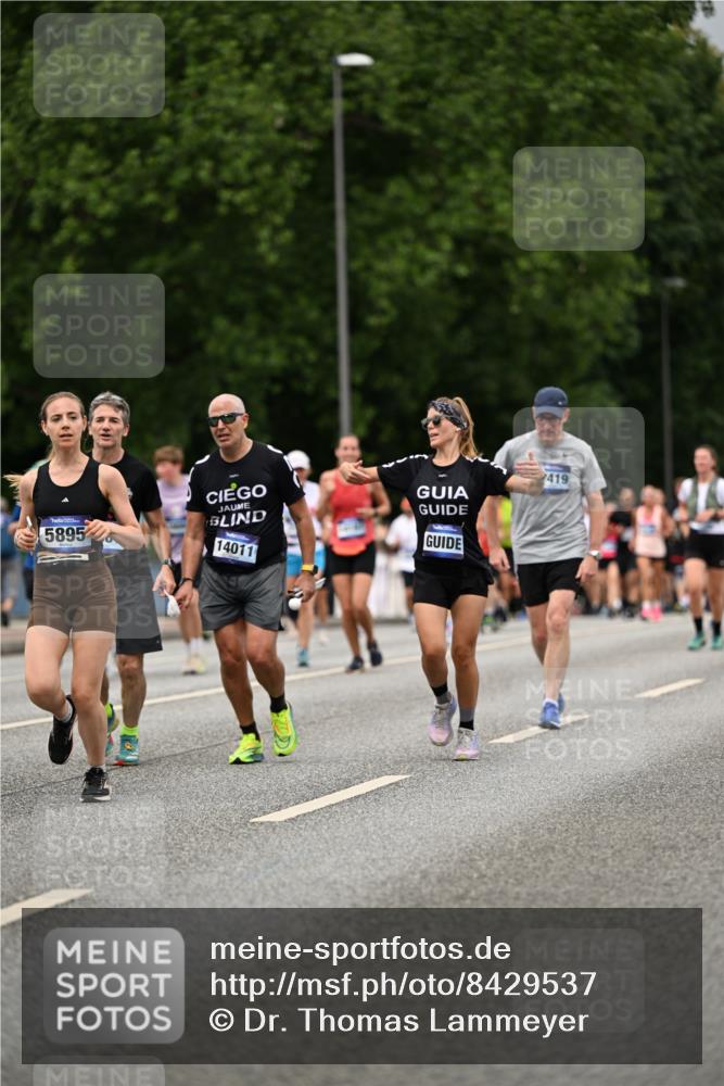 29.06.2025 - hella hamburg halbmarathon Dr. Thomas Lammeyer http://msf.ph/oto/8429537 29.06.2025 10:51:38 Kennedybrücke 1555, 1593, 2162, 2327, 2500, 2537, 2556, 2981, 3277, 3339, 3406, 3407, 3823, 4325, 4342, 5697, 5700, 5895, 6740, 6995, 7827, 7960, 8131, 8541, 9092, 9557, 9743, 10511, 10514, 10515, 10591, 11378 meine-sportfotos.de