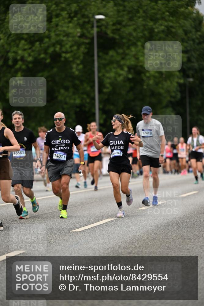 29.06.2025 - hella hamburg halbmarathon Dr. Thomas Lammeyer http://msf.ph/oto/8429554 29.06.2025 10:51:38 Kennedybrücke 1555, 1593, 2162, 2327, 2500, 2537, 2556, 2981, 3277, 3339, 3406, 3407, 3823, 4325, 4342, 5697, 5700, 5895, 6740, 6995, 7827, 7960, 8131, 8541, 9092, 9557, 9743, 10511, 10514, 10515, 10591, 11378 meine-sportfotos.de