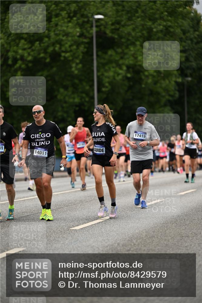 29.06.2025 - hella hamburg halbmarathon Dr. Thomas Lammeyer http://msf.ph/oto/8429579 29.06.2025 10:51:39 Kennedybrücke 1555, 1593, 2162, 2211, 2327, 2500, 2537, 2556, 2981, 3277, 3339, 3406, 3407, 3823, 4325, 4342, 5700, 5895, 6740, 6995, 7827, 7960, 8131, 8541, 9092, 9557, 9743, 9758, 10511, 10514, 10515, 10591, 11378 meine-sportfotos.de