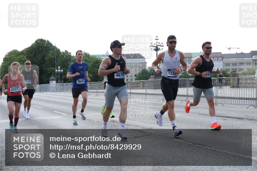 29.06.2025 - hella hamburg halbmarathon Lena Gebhardt http://msf.ph/oto/8429929 29.06.2025 09:44:36 Lombardsbrücke 2021, 15268, 3845, 4678, 1236, 1065, 1122, 2021, 2879, 3075, 3845, 3968, 4678, 5344, 7231, 7349, 7793, 8473, 8731, 8975, 9047, 9079, 10106, 10156, 10173, 10655, 10790, 11877, 12287, 12337, 12369, 13779, 13956, 14828, 15268, 15576, 15583, 15655, 15880, 16118, 16736, 17258, 17354, 18567, 18699, 19114 meine-sportfotos.de