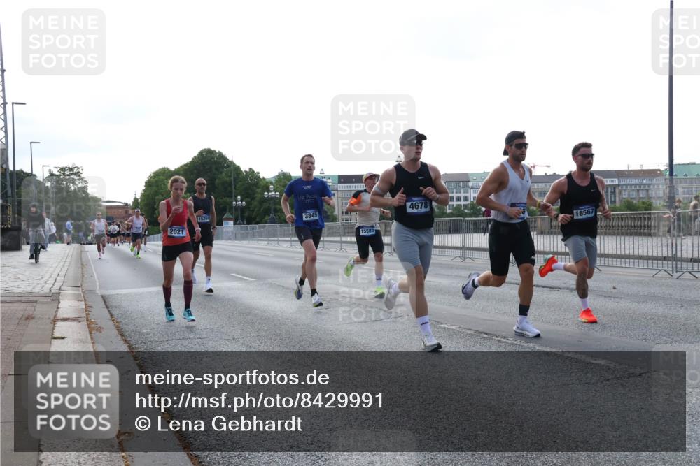 29.06.2025 - hella hamburg halbmarathon Lena Gebhardt http://msf.ph/oto/8429991 29.06.2025 09:44:36 Lombardsbrücke 2021, 15268, 3845, 15583, 4678, 18567, 1065, 1122, 2021, 2879, 3075, 3845, 3968, 4678, 5344, 7231, 7349, 7793, 8473, 8731, 8975, 9047, 9079, 10106, 10156, 10173, 10655, 10790, 11877, 12287, 12337, 12369, 13779, 13956, 14828, 15268, 15576, 15583, 15655, 15880, 16118, 16736, 17258, 17354, 18567, 18699, 19114 meine-sportfotos.de
