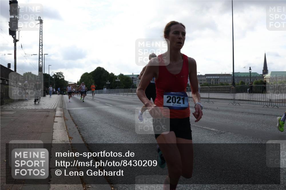 29.06.2025 - hella hamburg halbmarathon Lena Gebhardt http://msf.ph/oto/8430209 29.06.2025 09:44:38 Lombardsbrücke 5, 2021, 1065, 2021, 2879, 3075, 3845, 3968, 4678, 5344, 5367, 7349, 7793, 8473, 8731, 8975, 9079, 10106, 10156, 10173, 10655, 10790, 11877, 12287, 12337, 12369, 13779, 13956, 14828, 15268, 15576, 15583, 15655, 15880, 16118, 16377, 16736, 17258, 17354, 18567, 18699, 19114 meine-sportfotos.de