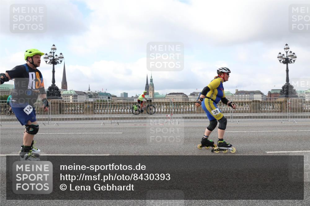 29.06.2025 - hella hamburg halbmarathon Lena Gebhardt http://msf.ph/oto/8430393 29.06.2025 09:00:20 Lombardsbrücke 134, 38 meine-sportfotos.de