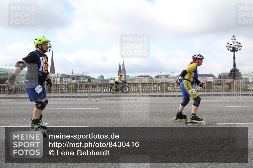 29.06.2025 - hella hamburg halbmarathon Lena Gebhardt http://msf.ph/oto/8430416 29.06.2025 09:00:20 Lombardsbrücke 101, 134, 38 meine-sportfotos.de