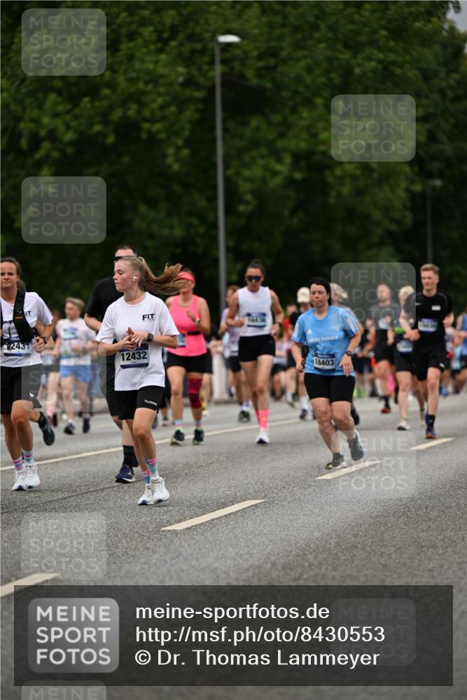 29.06.2025 - hella hamburg halbmarathon Dr. Thomas Lammeyer http://msf.ph/oto/8430553 29.06.2025 10:51:57 Kennedybrücke 1073, 1430, 1523, 1593, 1618, 2163, 2211, 2320, 2491, 2500, 2981, 3679, 4239, 4342, 5700, 5796, 6255, 7240, 8105, 8158, 8270, 9356, 9743, 9758, 10658, 10777, 10903, 11276 meine-sportfotos.de