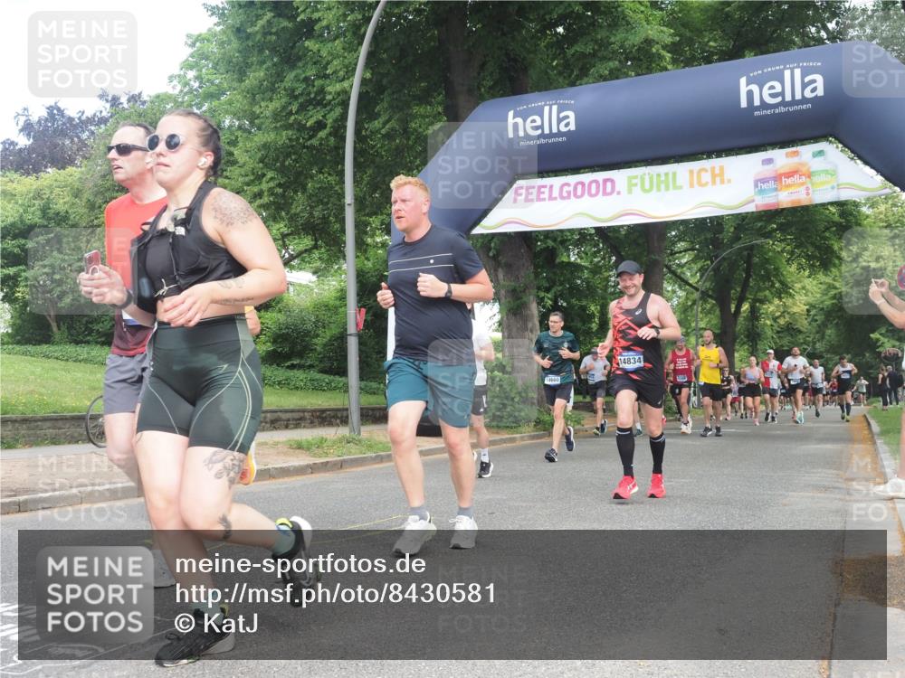 29.06.2025 - hella hamburg halbmarathon KatJ http://msf.ph/oto/8430581 29.06.2025 10:41:54 Zwischen KM18-KM19 1120, 1143, 2432, 3058, 3898, 6587, 8618 meine-sportfotos.de