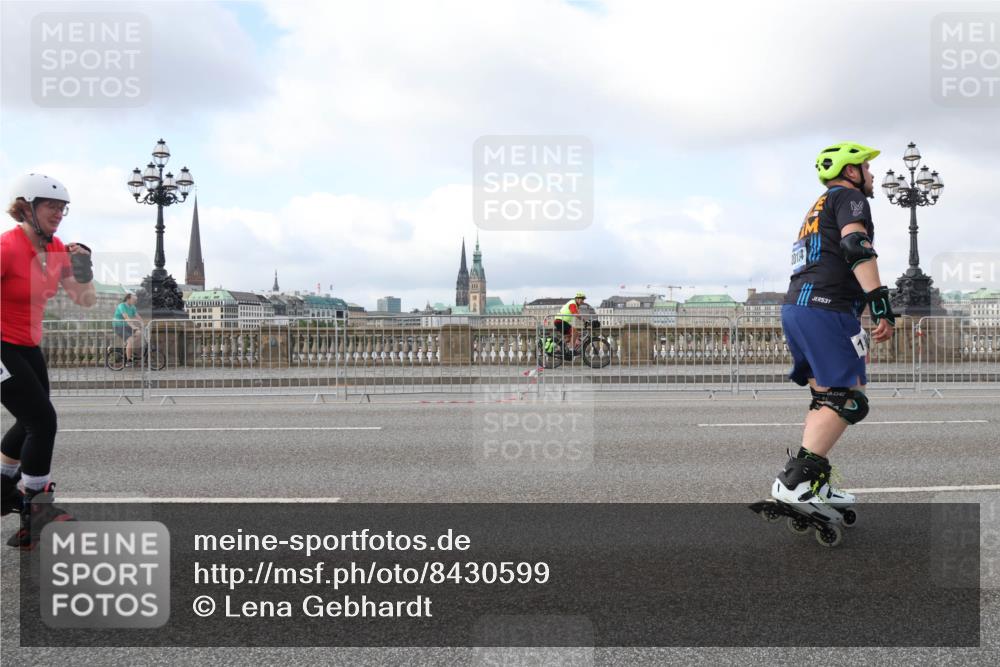29.06.2025 - hella hamburg halbmarathon Lena Gebhardt http://msf.ph/oto/8430599 29.06.2025 09:00:21 Lombardsbrücke  meine-sportfotos.de