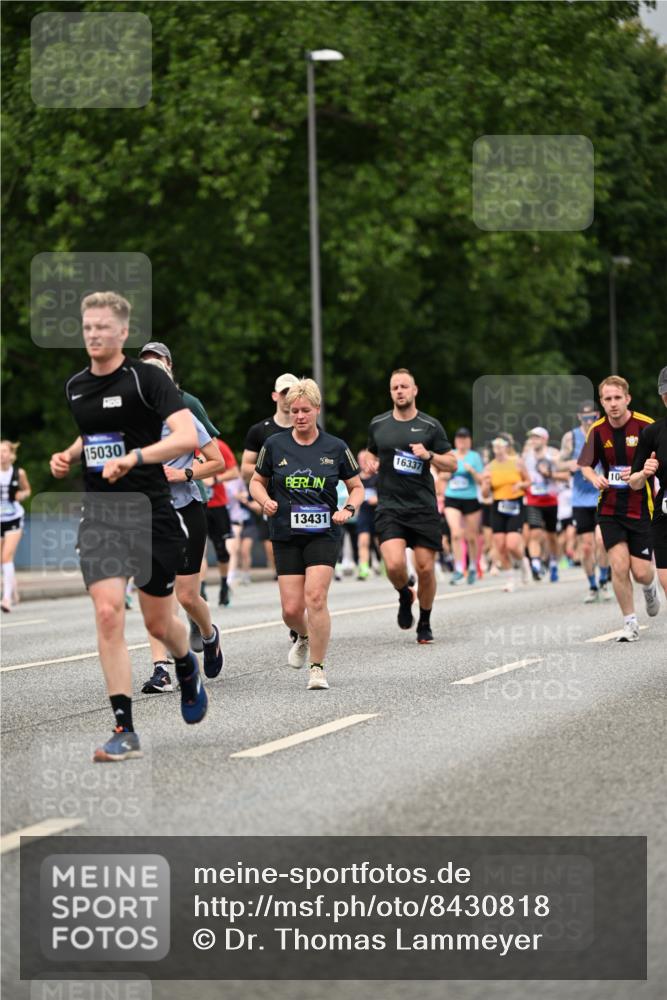 29.06.2025 - hella hamburg halbmarathon Dr. Thomas Lammeyer http://msf.ph/oto/8430818 29.06.2025 10:52:02 Kennedybrücke 1073, 1430, 1523, 1618, 2163, 2211, 2320, 2407, 2491, 2500, 2882, 3679, 4239, 4342, 4974, 5700, 5796, 6255, 6256, 6879, 7240, 8105, 8158, 8270, 9356, 9758, 10658, 10777, 10903, 11276 meine-sportfotos.de