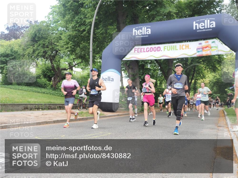29.06.2025 - hella hamburg halbmarathon KatJ http://msf.ph/oto/8430882 29.06.2025 10:42:08 Zwischen KM18-KM19 1193, 1506, 2252, 3177, 3652, 6084, 6433, 6569, 7221 meine-sportfotos.de