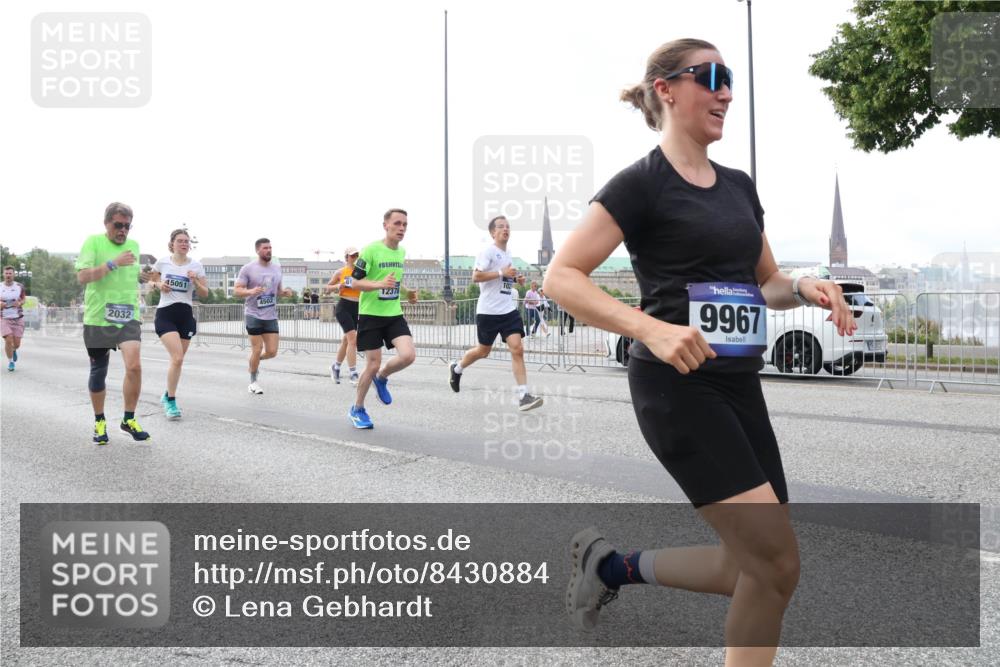 29.06.2025 - hella hamburg halbmarathon Lena Gebhardt http://msf.ph/oto/8430884 29.06.2025 10:07:36 Lombardsbrücke 2032, 15051, 12378, 9967, 1079, 1173, 1893, 2032, 2136, 2190, 2309, 3328, 3922, 4262, 4502, 4550, 5100, 5242, 5899, 6196, 6517, 6518, 6707, 6713, 6715, 6833, 6918, 7019, 7760, 9071, 9338, 9966, 9967, 10212, 10700, 10703, 11114, 11394, 11641, 11758, 12378, 12789, 15051, 15673, 16241, 16539, 16915, 17062, 18218, 18270, 18721, 19134 meine-sportfotos.de