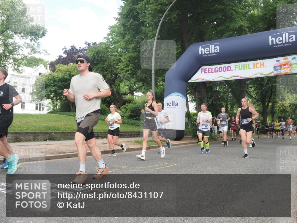 29.06.2025 - hella hamburg halbmarathon KatJ http://msf.ph/oto/8431107 29.06.2025 10:42:15 Zwischen KM18-KM19 1125, 2612, 3177, 3861, 5021, 6082, 6084, 6433, 6443, 6569 meine-sportfotos.de