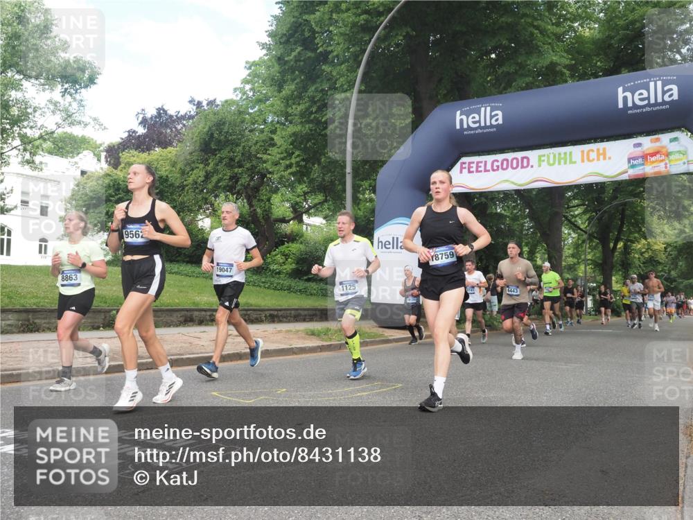 29.06.2025 - hella hamburg halbmarathon KatJ http://msf.ph/oto/8431138 29.06.2025 10:42:16 Zwischen KM18-KM19 1125, 2474, 2612, 3177, 3861, 5021, 6082, 6084, 6443, 6569 meine-sportfotos.de