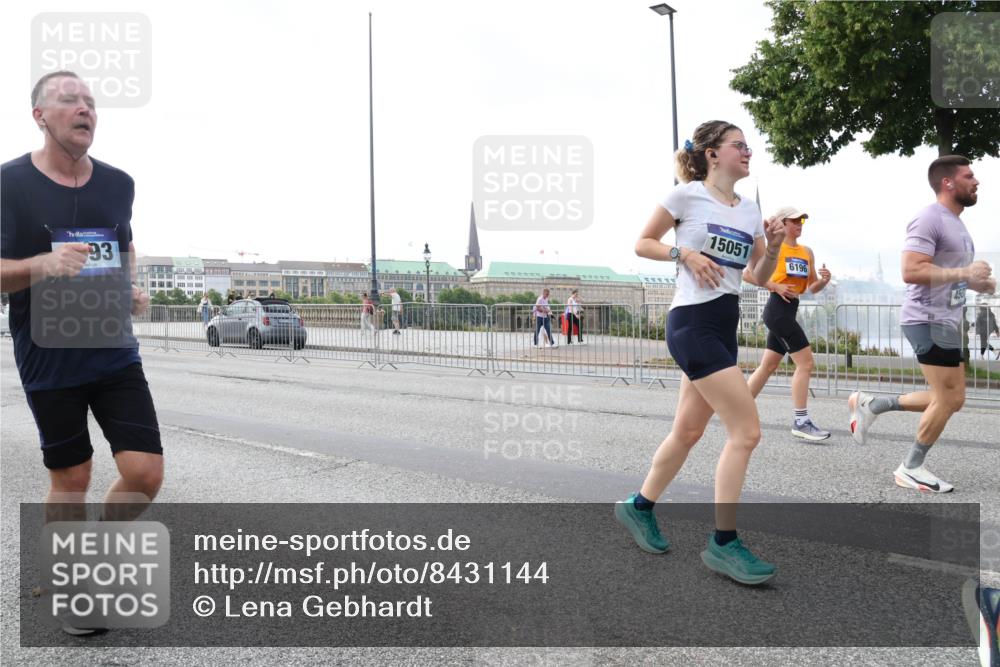 29.06.2025 - hella hamburg halbmarathon Lena Gebhardt http://msf.ph/oto/8431144 29.06.2025 10:07:38 Lombardsbrücke 93, 15051, 6196, 1079, 1173, 1893, 2032, 2136, 2190, 2309, 3328, 3922, 4228, 4262, 4502, 4550, 4864, 5100, 5242, 5899, 6196, 6517, 6518, 6707, 6713, 6715, 6833, 6918, 7019, 7760, 9071, 9338, 9966, 9967, 10212, 10700, 10703, 11114, 11394, 11641, 11758, 12378, 12789, 13458, 15051, 15673, 16241, 16539, 16915, 17062, 18218, 18270, 18721, 19134 meine-sportfotos.de