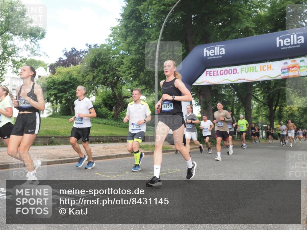 29.06.2025 - hella hamburg halbmarathon KatJ http://msf.ph/oto/8431145 29.06.2025 10:42:17 Zwischen KM18-KM19 1125, 2474, 2612, 3037, 3861, 5021, 5672, 6082, 6443 meine-sportfotos.de