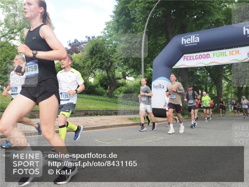 29.06.2025 - hella hamburg halbmarathon KatJ http://msf.ph/oto/8431165 29.06.2025 10:42:17 Zwischen KM18-KM19 1125, 2474, 2612, 3037, 3861, 5021, 5672, 6082, 6443 meine-sportfotos.de