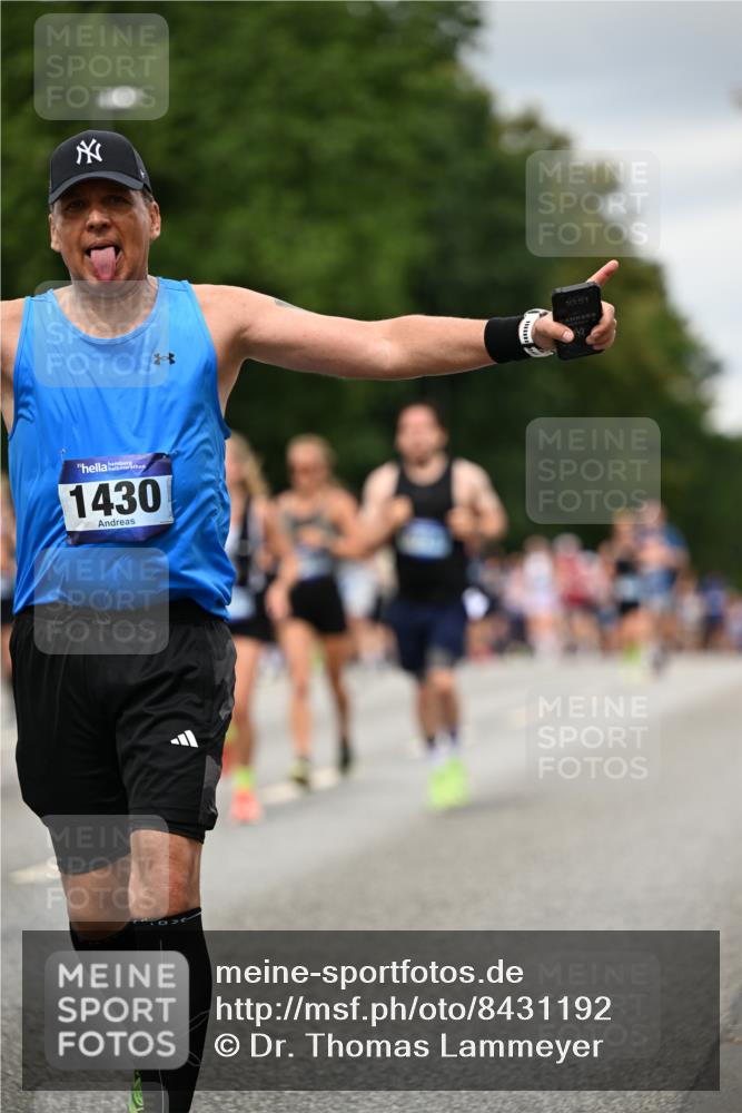 29.06.2025 - hella hamburg halbmarathon Dr. Thomas Lammeyer http://msf.ph/oto/8431192 29.06.2025 10:52:11 Kennedybrücke 1045, 1073, 1430, 1434, 1523, 1618, 2163, 2195, 2320, 2407, 2418, 2491, 2882, 2994, 3468, 3679, 4037, 4239, 4588, 4974, 5796, 6255, 6256, 6879, 7240, 8105, 8158, 8270, 9018, 9356, 10075, 10658, 10777, 10903, 11276 meine-sportfotos.de