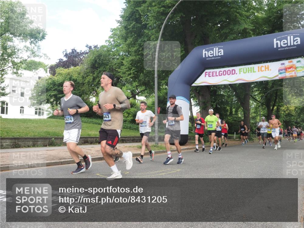 29.06.2025 - hella hamburg halbmarathon KatJ http://msf.ph/oto/8431205 29.06.2025 10:42:18 Zwischen KM18-KM19 1125, 2474, 2612, 3037, 5672, 6443 meine-sportfotos.de