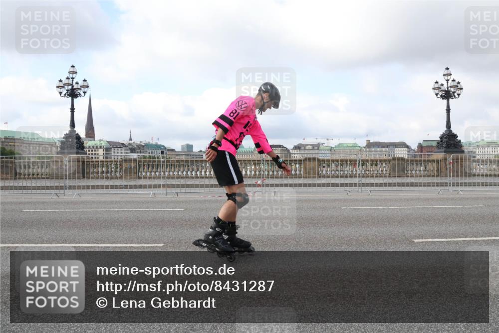29.06.2025 - hella hamburg halbmarathon Lena Gebhardt http://msf.ph/oto/8431287 29.06.2025 09:00:27 Lombardsbrücke 81 meine-sportfotos.de