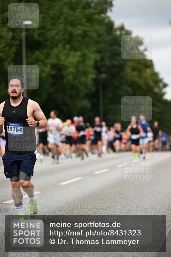 29.06.2025 - hella hamburg halbmarathon Dr. Thomas Lammeyer http://msf.ph/oto/8431323 29.06.2025 10:52:13 Kennedybrücke 1045, 1073, 1430, 1434, 1523, 1618, 2148, 2163, 2195, 2320, 2407, 2418, 2491, 2882, 2994, 3468, 3679, 4037, 4239, 4588, 4974, 5796, 6255, 6256, 6879, 7240, 8105, 8158, 8270, 9018, 9356, 10075, 10658, 10777, 10903, 11351 meine-sportfotos.de