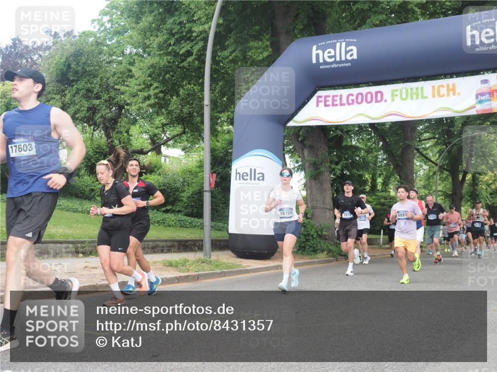 29.06.2025 - hella hamburg halbmarathon KatJ http://msf.ph/oto/8431357 29.06.2025 10:42:25 Zwischen KM18-KM19 1877, 3037, 3794, 5672, 6891 meine-sportfotos.de