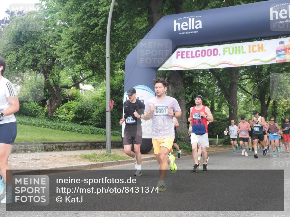 29.06.2025 - hella hamburg halbmarathon KatJ http://msf.ph/oto/8431374 29.06.2025 10:42:27 Zwischen KM18-KM19 1834, 1877, 3794, 4616, 6891, 7976 meine-sportfotos.de