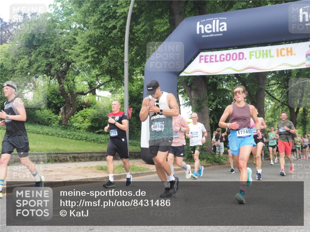 29.06.2025 - hella hamburg halbmarathon KatJ http://msf.ph/oto/8431486 29.06.2025 10:42:30 Zwischen KM18-KM19 1834, 1877, 4616, 4772, 6891, 7594, 7976 meine-sportfotos.de