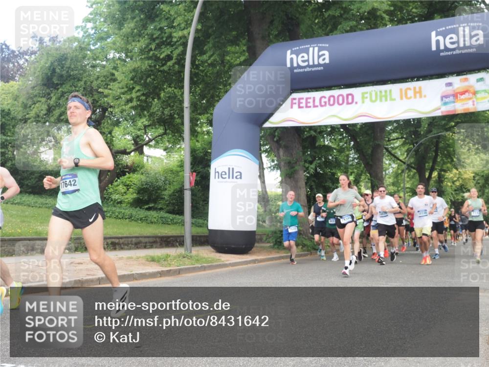 29.06.2025 - hella hamburg halbmarathon KatJ http://msf.ph/oto/8431642 29.06.2025 10:42:35 Zwischen KM18-KM19 1179, 2029, 4616, 4772, 7594, 7646, 7742 meine-sportfotos.de