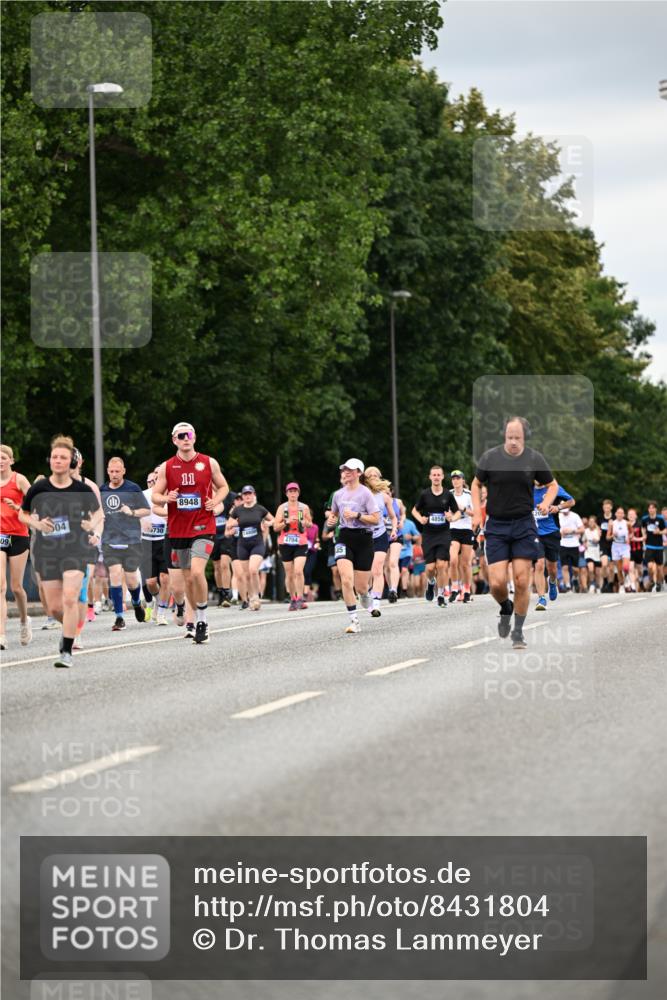 29.06.2025 - hella hamburg halbmarathon Dr. Thomas Lammeyer http://msf.ph/oto/8431804 29.06.2025 10:52:24 Kennedybrücke 1045, 1246, 1434, 1639, 1645, 2148, 2163, 2195, 2407, 2418, 2627, 2882, 2994, 3468, 3504, 3933, 4037, 4588, 4856, 4974, 5886, 6255, 6256, 6879, 7412, 7970, 8310, 8948, 9018, 9356, 9696, 10075, 10777, 10991, 11351 meine-sportfotos.de