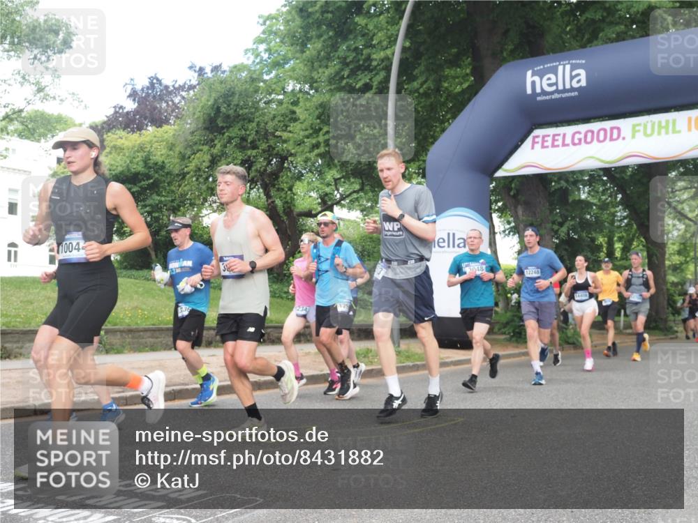 29.06.2025 - hella hamburg halbmarathon KatJ http://msf.ph/oto/8431882 29.06.2025 10:42:43 Zwischen KM18-KM19 2378, 3048, 3435, 3668, 5465, 7742, 8573, 8691 meine-sportfotos.de