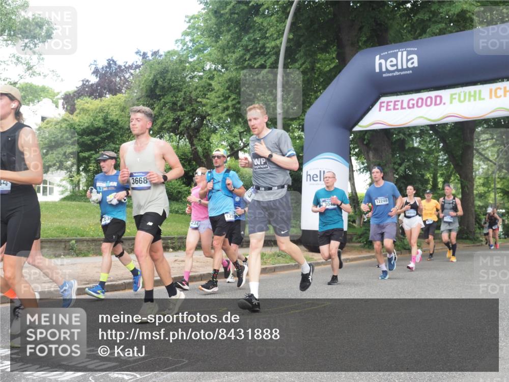 29.06.2025 - hella hamburg halbmarathon KatJ http://msf.ph/oto/8431888 29.06.2025 10:42:43 Zwischen KM18-KM19 2378, 3048, 3435, 3668, 5465, 7742, 8573, 8691 meine-sportfotos.de