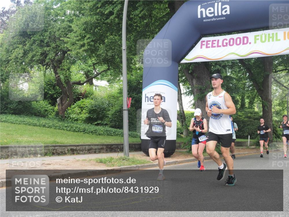 29.06.2025 - hella hamburg halbmarathon KatJ http://msf.ph/oto/8431929 29.06.2025 10:42:48 Zwischen KM18-KM19 3048, 3435, 8311, 8573, 8639 meine-sportfotos.de