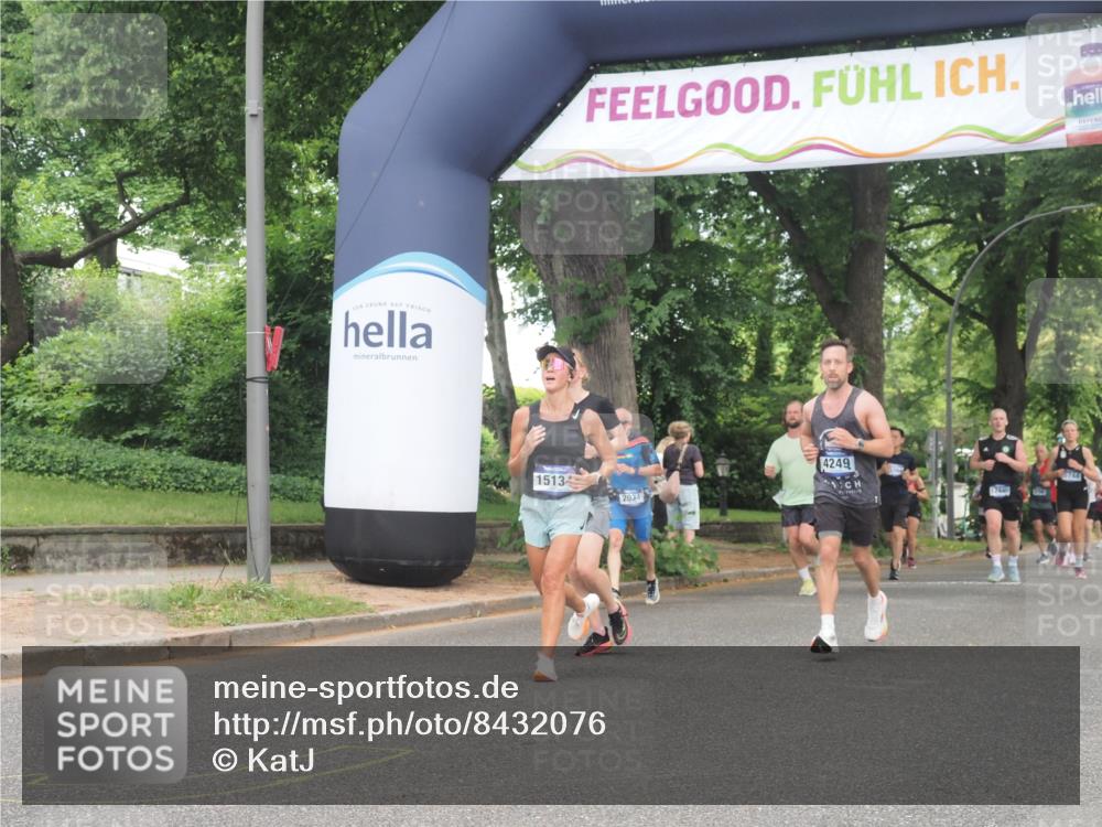 29.06.2025 - hella hamburg halbmarathon KatJ http://msf.ph/oto/8432076 29.06.2025 10:42:54 Zwischen KM18-KM19 2034, 4249, 5643, 5721, 8311, 8639 meine-sportfotos.de