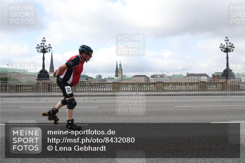 29.06.2025 - hella hamburg halbmarathon Lena Gebhardt http://msf.ph/oto/8432080 29.06.2025 09:00:50 Lombardsbrücke 20, 20 meine-sportfotos.de