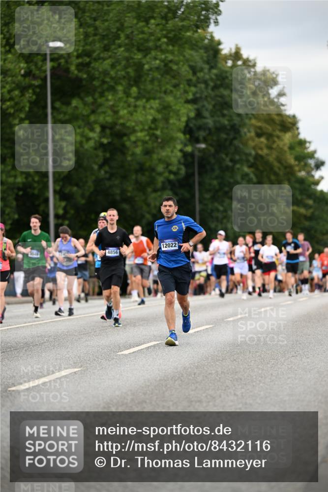 29.06.2025 - hella hamburg halbmarathon Dr. Thomas Lammeyer http://msf.ph/oto/8432116 29.06.2025 10:52:33 Kennedybrücke 1045, 1246, 1434, 1639, 1645, 2148, 2195, 2418, 2627, 2704, 2994, 3049, 3077, 3468, 3504, 3933, 4037, 4588, 4856, 5886, 5952, 6950, 7412, 7427, 7970, 8077, 8310, 8948, 9018, 9696, 9775, 9787, 10075, 10991, 11351 meine-sportfotos.de