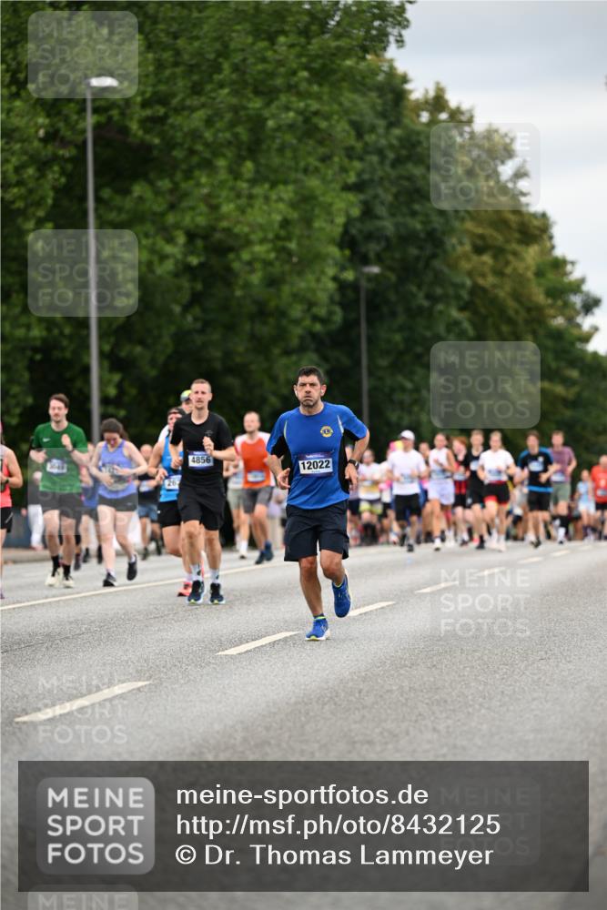29.06.2025 - hella hamburg halbmarathon Dr. Thomas Lammeyer http://msf.ph/oto/8432125 29.06.2025 10:52:33 Kennedybrücke 1045, 1246, 1434, 1639, 1645, 2148, 2195, 2418, 2627, 2704, 2994, 3049, 3077, 3468, 3504, 3933, 4037, 4588, 4856, 5886, 5952, 6950, 7412, 7427, 7970, 8077, 8310, 8948, 9018, 9696, 9775, 9787, 10075, 10991, 11351 meine-sportfotos.de