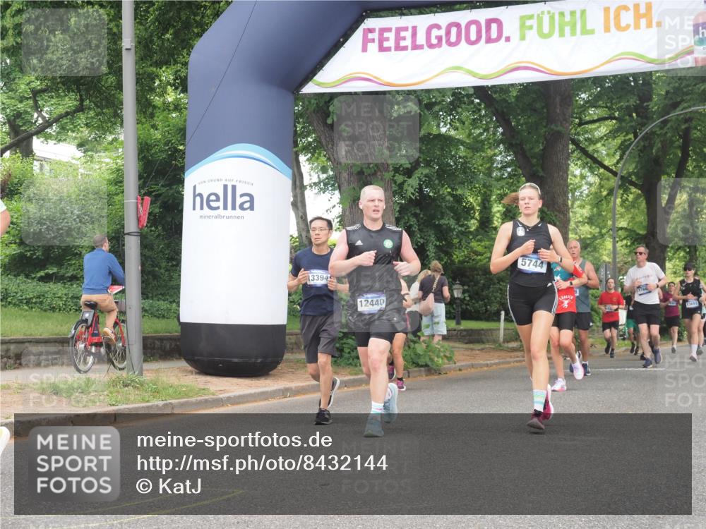 29.06.2025 - hella hamburg halbmarathon KatJ http://msf.ph/oto/8432144 29.06.2025 10:42:58 Zwischen KM18-KM19 2034, 4249, 5721, 5744 meine-sportfotos.de