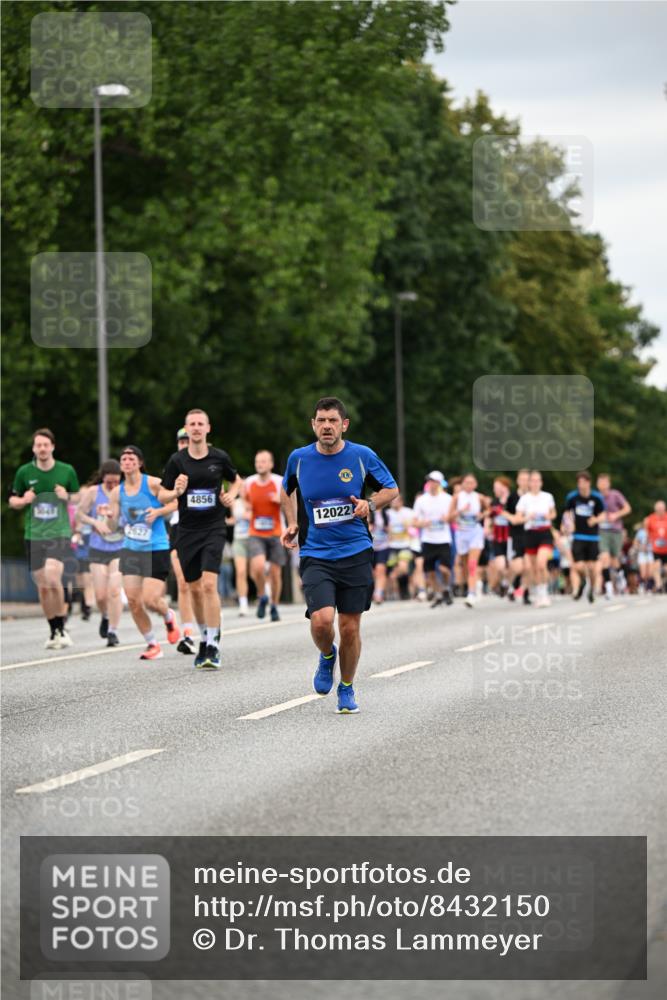 29.06.2025 - hella hamburg halbmarathon Dr. Thomas Lammeyer http://msf.ph/oto/8432150 29.06.2025 10:52:34 Kennedybrücke 1045, 1246, 1434, 1639, 1645, 2148, 2195, 2418, 2627, 2704, 2994, 3049, 3077, 3468, 3504, 3933, 4037, 4588, 4856, 5886, 5952, 6950, 7412, 7427, 7970, 8077, 8310, 8948, 9018, 9696, 9775, 9787, 10075, 10366, 10991, 11351 meine-sportfotos.de