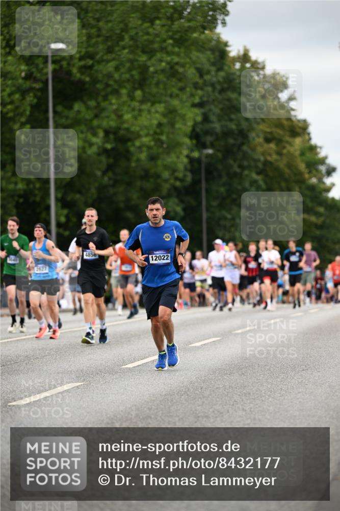 29.06.2025 - hella hamburg halbmarathon Dr. Thomas Lammeyer http://msf.ph/oto/8432177 29.06.2025 10:52:34 Kennedybrücke 1045, 1246, 1434, 1639, 1645, 2148, 2195, 2418, 2627, 2704, 2994, 3049, 3077, 3468, 3504, 3933, 4037, 4588, 4856, 5886, 5952, 6950, 7412, 7427, 7970, 8077, 8310, 8948, 9018, 9696, 9775, 9787, 10075, 10366, 10991, 11351 meine-sportfotos.de
