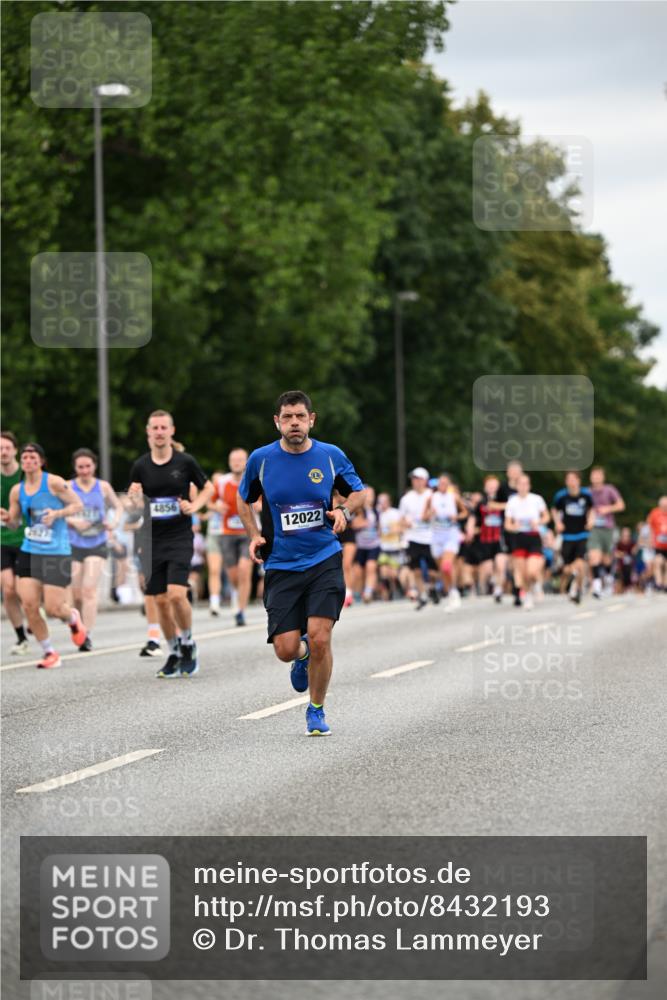 29.06.2025 - hella hamburg halbmarathon Dr. Thomas Lammeyer http://msf.ph/oto/8432193 29.06.2025 10:52:34 Kennedybrücke 1045, 1246, 1434, 1639, 1645, 2148, 2195, 2418, 2627, 2704, 2994, 3049, 3077, 3468, 3504, 3933, 4037, 4588, 4856, 5886, 5952, 6950, 7412, 7427, 7970, 8077, 8310, 8948, 9018, 9696, 9775, 9787, 10075, 10366, 10991, 11351 meine-sportfotos.de