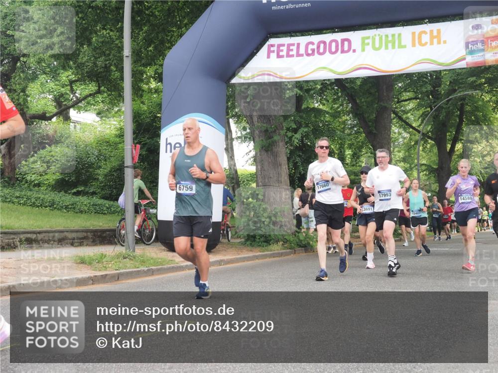 29.06.2025 - hella hamburg halbmarathon KatJ http://msf.ph/oto/8432209 29.06.2025 10:43:02 Zwischen KM18-KM19 2034, 5721, 5744, 6759, 6924 meine-sportfotos.de