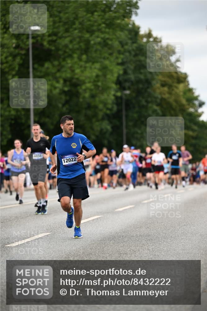 29.06.2025 - hella hamburg halbmarathon Dr. Thomas Lammeyer http://msf.ph/oto/8432222 29.06.2025 10:52:35 Kennedybrücke 1045, 1246, 1639, 1645, 2148, 2195, 2418, 2627, 2704, 2994, 3049, 3077, 3468, 3504, 3933, 4037, 4588, 4856, 5886, 5952, 6950, 7412, 7427, 7970, 8077, 8310, 8948, 9018, 9696, 9775, 9787, 10366, 10991, 11351 meine-sportfotos.de