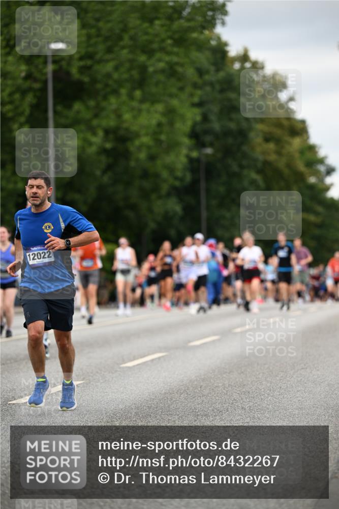 29.06.2025 - hella hamburg halbmarathon Dr. Thomas Lammeyer http://msf.ph/oto/8432267 29.06.2025 10:52:36 Kennedybrücke 1045, 1246, 1463, 1639, 1645, 2148, 2195, 2418, 2627, 2704, 2994, 3049, 3077, 3468, 3504, 3933, 4037, 4588, 4856, 5886, 5952, 6950, 7412, 7427, 7970, 8077, 8310, 8948, 9018, 9696, 9775, 9787, 10366, 10991, 11351 meine-sportfotos.de
