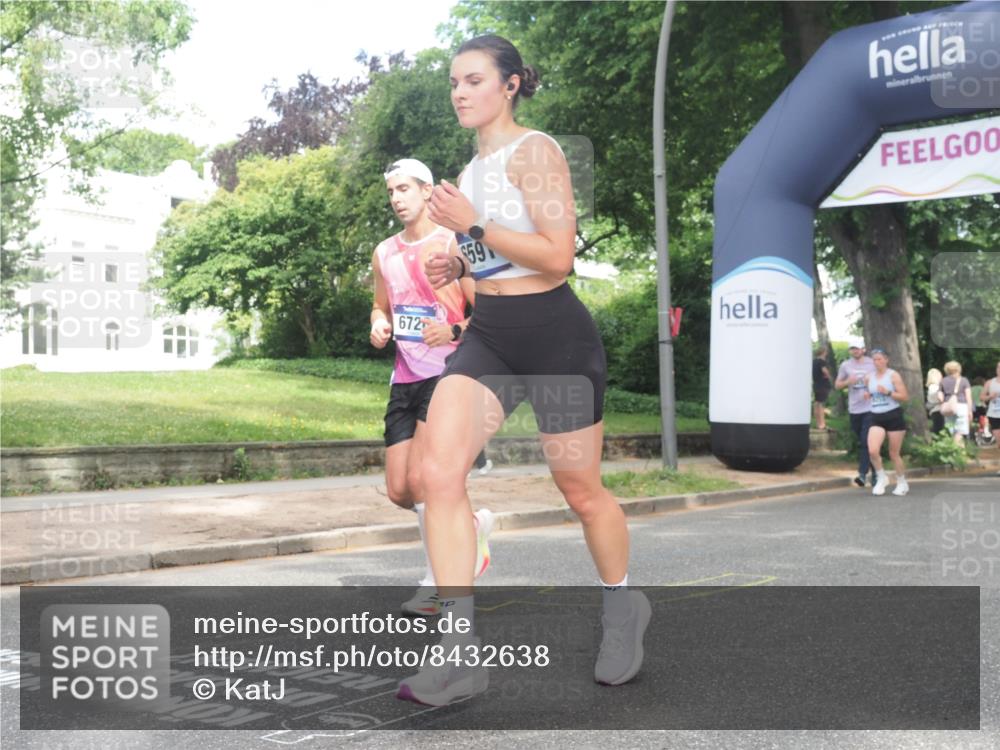29.06.2025 - hella hamburg halbmarathon KatJ http://msf.ph/oto/8432638 29.06.2025 10:43:17 Zwischen KM18-KM19 1180, 4868, 6591, 6720, 8330, 8393 meine-sportfotos.de