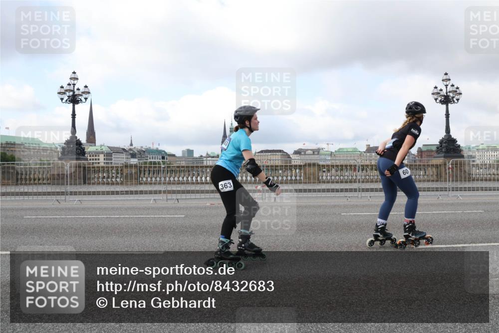 29.06.2025 - hella hamburg halbmarathon Lena Gebhardt http://msf.ph/oto/8432683 29.06.2025 09:00:59 Lombardsbrücke 363, 60 meine-sportfotos.de