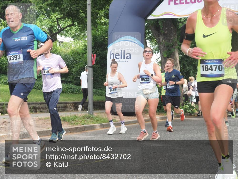29.06.2025 - hella hamburg halbmarathon KatJ http://msf.ph/oto/8432702 29.06.2025 10:43:20 Zwischen KM18-KM19 3042, 4868, 5418, 6591, 6720, 8255, 8393 meine-sportfotos.de