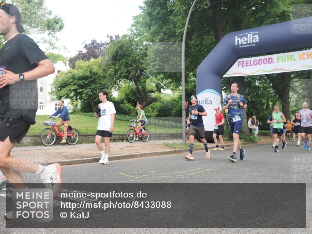 29.06.2025 - hella hamburg halbmarathon KatJ http://msf.ph/oto/8433088 29.06.2025 10:43:33 Zwischen KM18-KM19 1130, 1485, 2083, 2250, 5492, 7547 meine-sportfotos.de