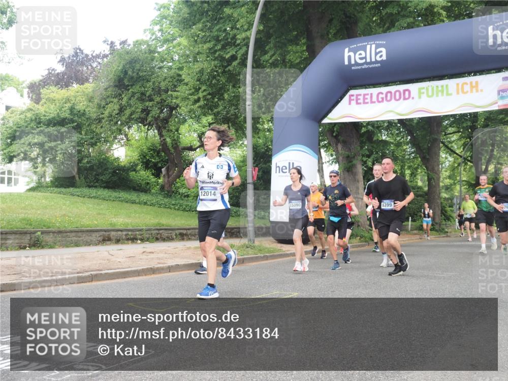 29.06.2025 - hella hamburg halbmarathon KatJ http://msf.ph/oto/8433184 29.06.2025 10:43:38 Zwischen KM18-KM19 1130, 1485, 2250, 5492, 6272, 6399, 8669 meine-sportfotos.de