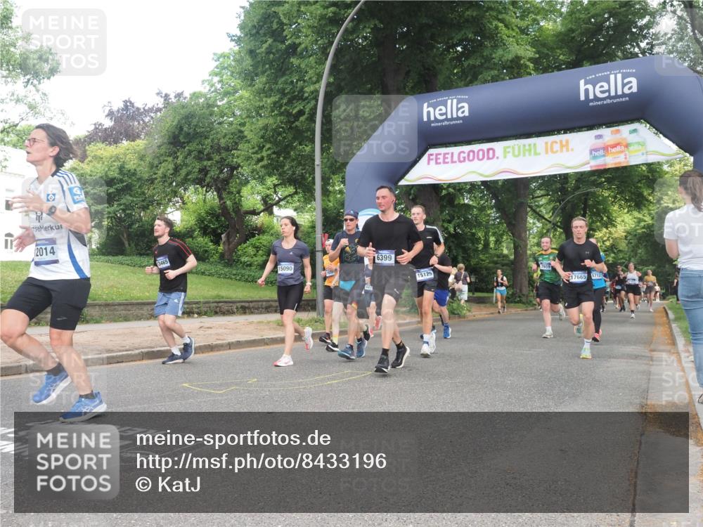 29.06.2025 - hella hamburg halbmarathon KatJ http://msf.ph/oto/8433196 29.06.2025 10:43:39 Zwischen KM18-KM19 1130, 1485, 5492, 6272, 6399, 7659, 8669 meine-sportfotos.de